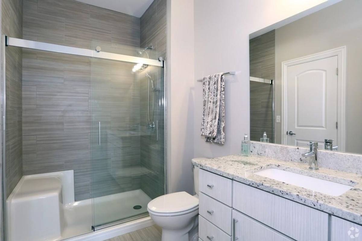 Apartment for rent at 124 E Lincoln Highway, Dekalb, IL 60115