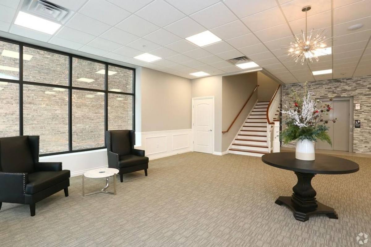 Apartment for rent at 124 E Lincoln Highway, Dekalb, IL 60115