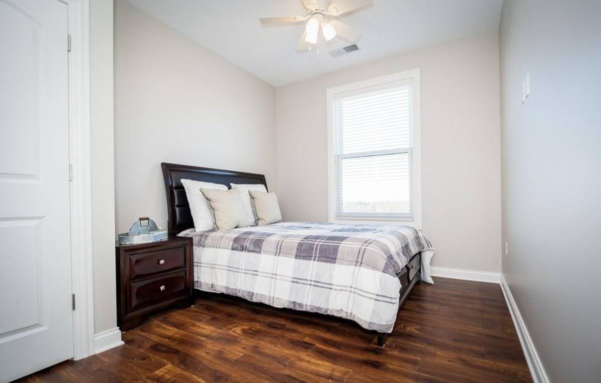 Apartment for rent at 124 E Lincoln Highway, Dekalb, IL 60115