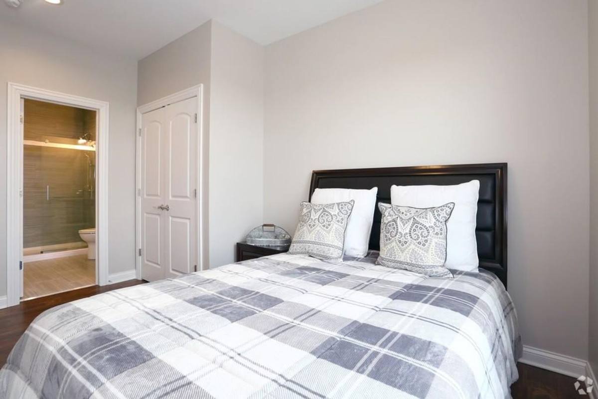 Apartment for rent at 124 E Lincoln Highway, Dekalb, IL 60115