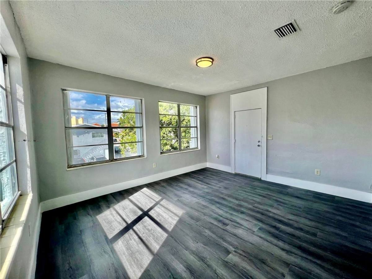 Apartment for rent at 301 SW 10 Ave, Miami, FL 33130