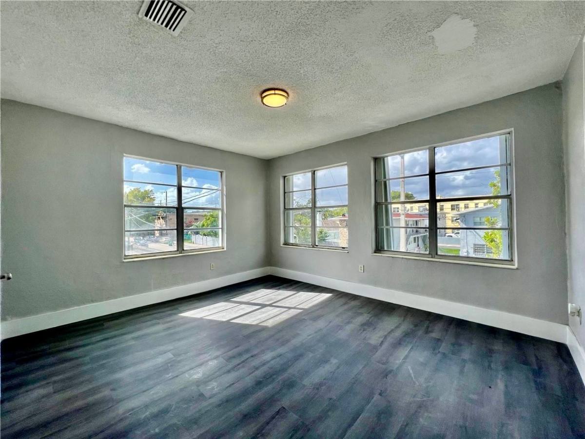 Apartment for rent at 301 SW 10 Ave, Miami, FL 33130