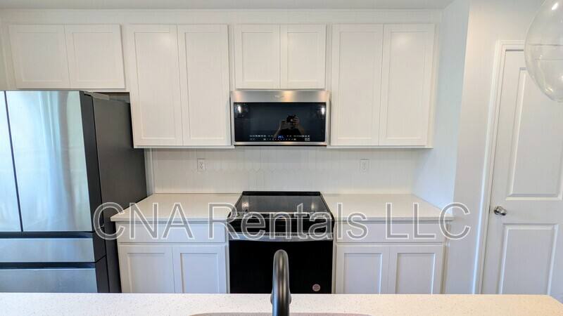 House for rent at 2367 Summit Ave, Atlanta, GA 30318