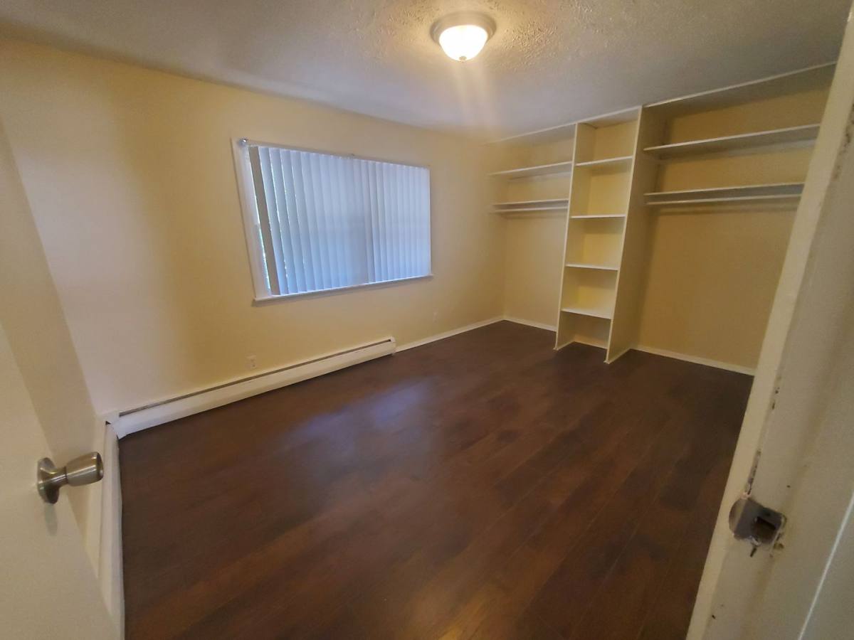 Apartment for rent at 707-711 E Congress Ave, Rantoul, IL 61866