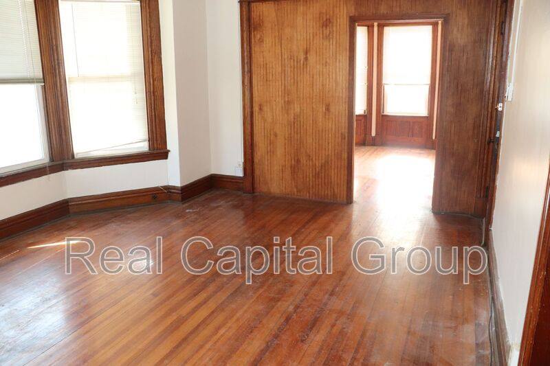 Apartment for rent at 69 Lexington Ave #2, Albany, NY 12206