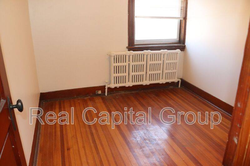 Apartment for rent at 69 Lexington Ave #2, Albany, NY 12206