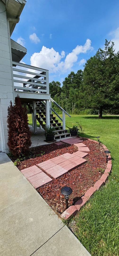 House for rent at 7348 Highmarket St, Georgetown, SC 29440