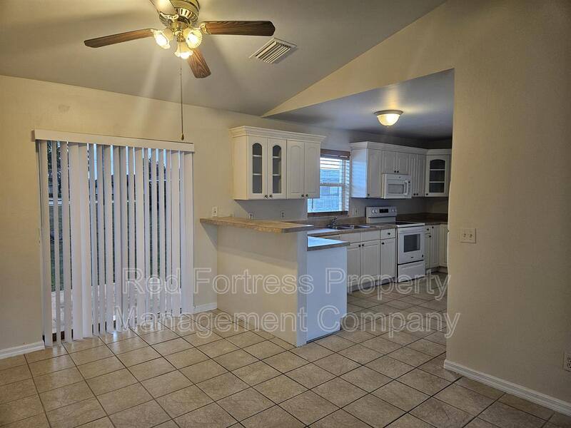 House for rent at 1814 SW 42nd St, Cape Coral, FL 33914