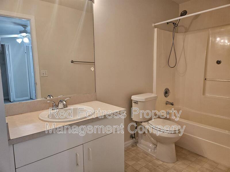 House for rent at 1814 SW 42nd St, Cape Coral, FL 33914