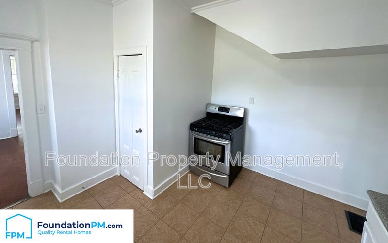 House for rent at 1492 Faxon Ave, Memphis, TN 38104