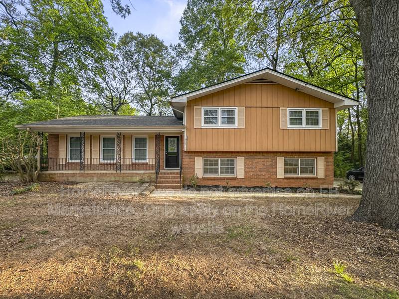 House for rent at 829 N Ave, Forest Park, GA 30297