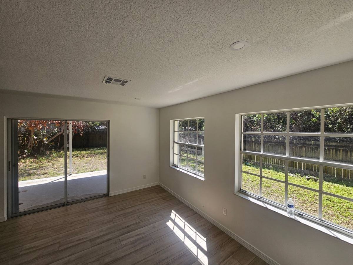 Apartment for rent at 1406 36th Ave, Vero Beach, FL 32960