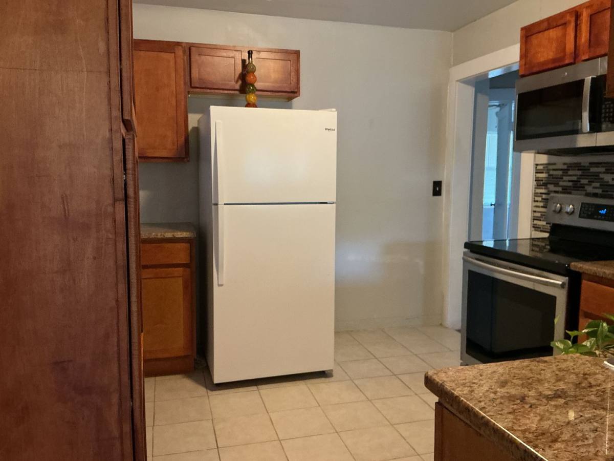 House for rent at 721 E Lowell St, Lakeland, FL 33805