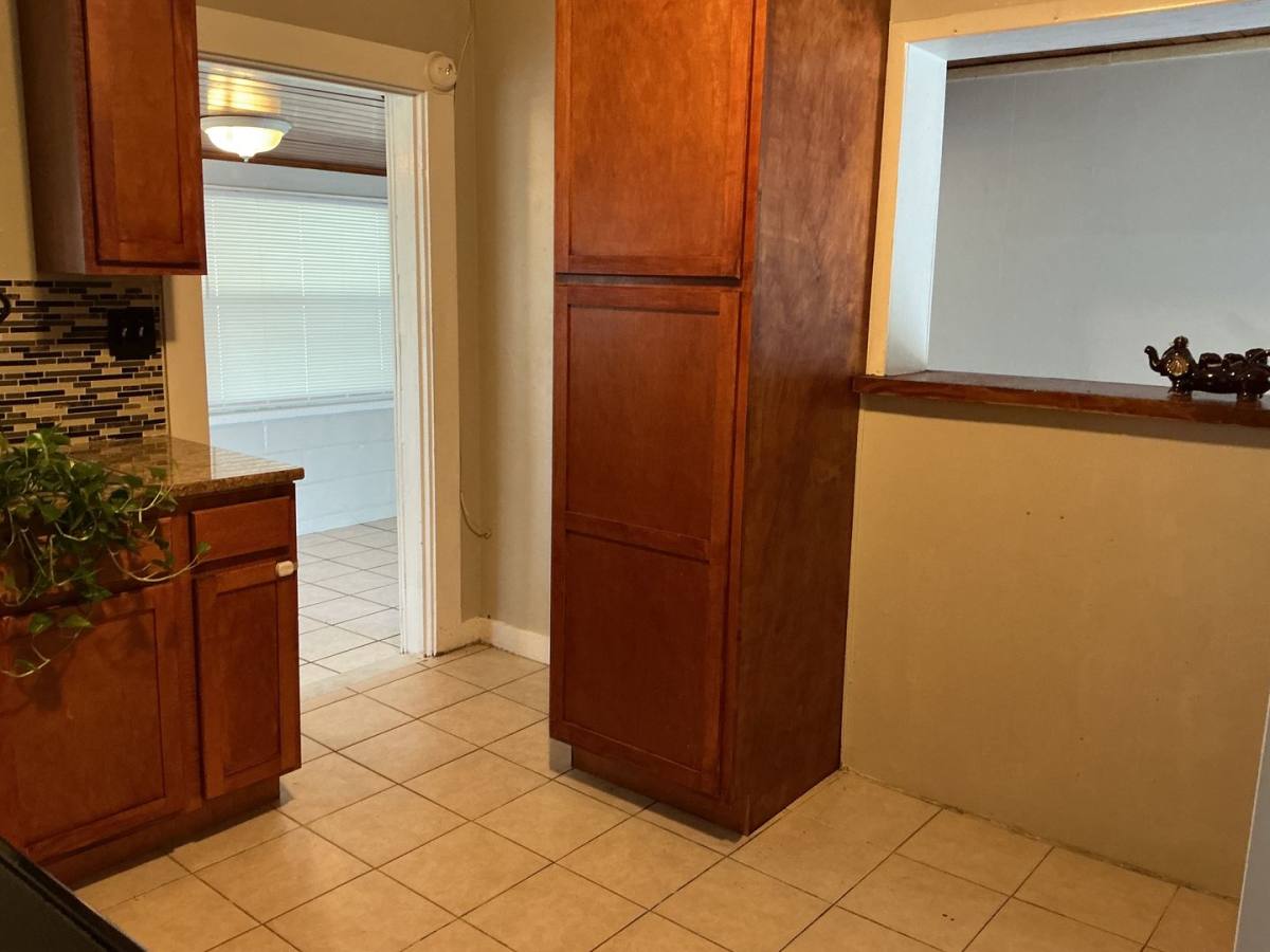 House for rent at 721 E Lowell St, Lakeland, FL 33805