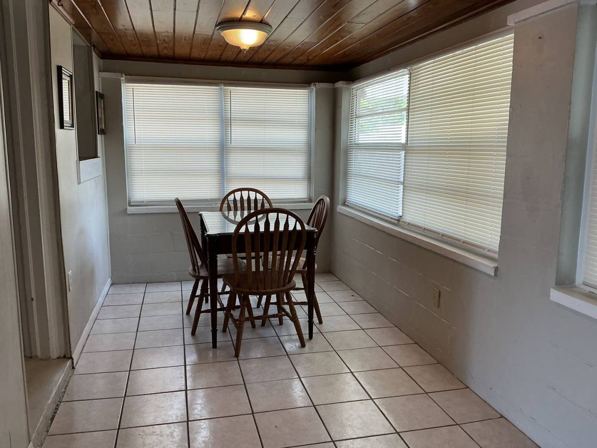 House for rent at 721 E Lowell St, Lakeland, FL 33805