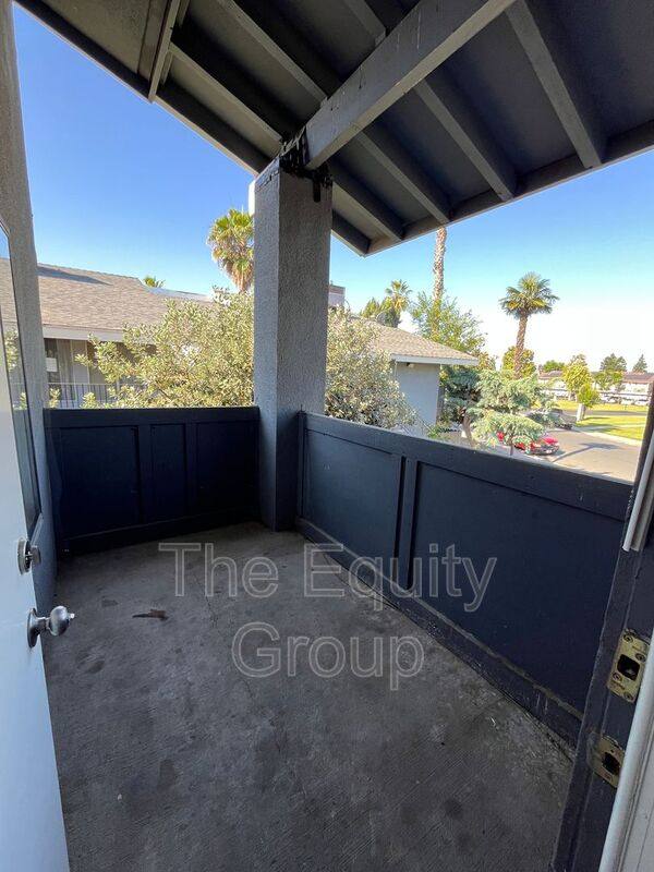 Apartment for rent at 1776 W Olive Ave, Porterville, CA 93257