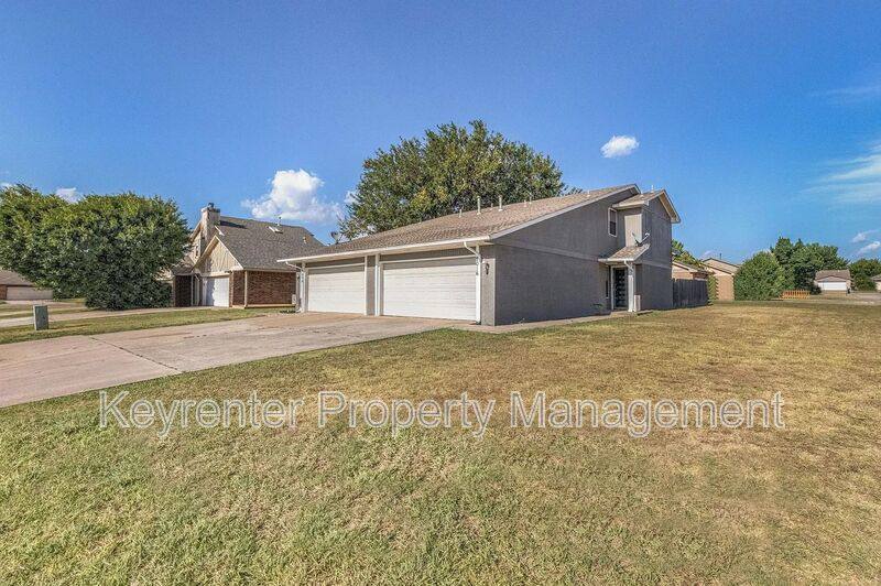 Apartment for rent at 9016 - 9020 N Rockwell Dr, Oklahoma City, OK 73132