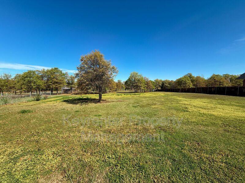 House for rent at 13871 E Reno Ave, Choctaw, OK 73020