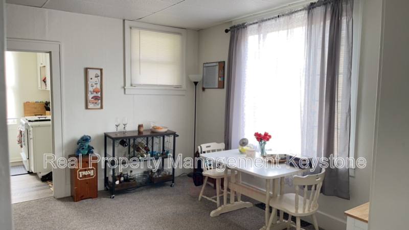 Townhouse for rent at 108-110 Rankin St #108, New Kensington, PA 15068