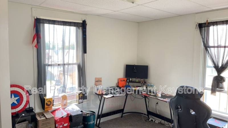 Townhouse for rent at 108-110 Rankin St #108, New Kensington, PA 15068