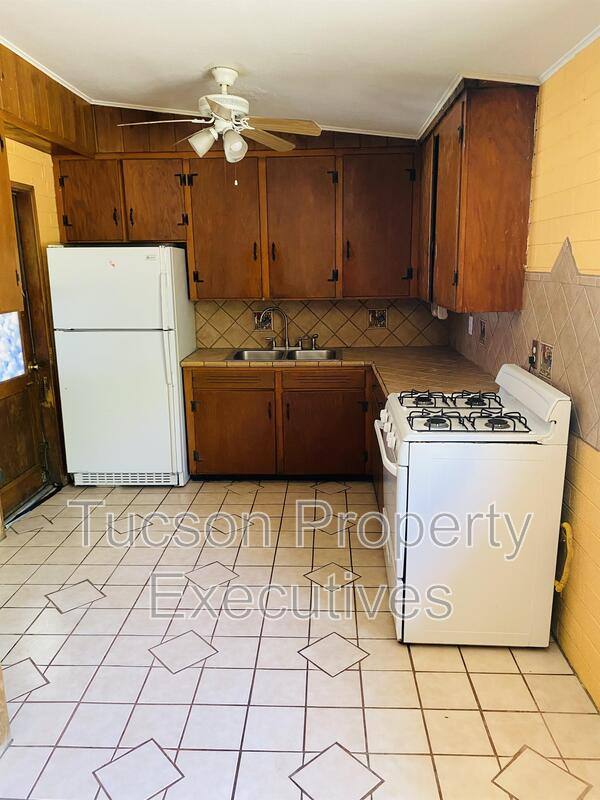 Apartment for rent at 1615 E Adelaide Dr #4, Tucson, AZ 85719