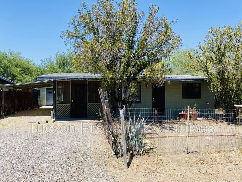 Apartment for rent at 1615 E Adelaide Dr #4, Tucson, AZ 85719