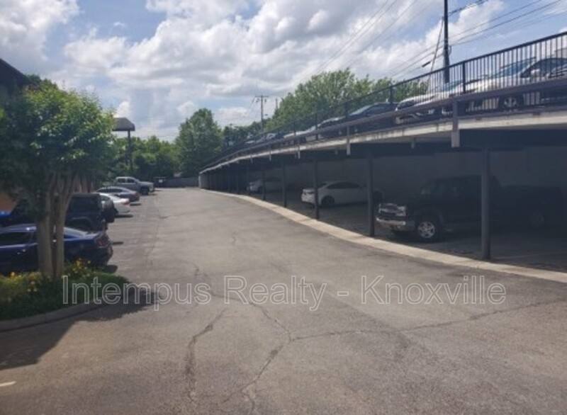 Condo for rent at 2201 Lake Ave #103, Knoxville, TN 37916