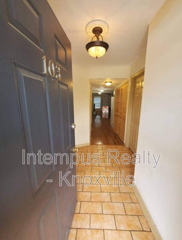 Condo for rent at 2201 Lake Ave #103, Knoxville, TN 37916