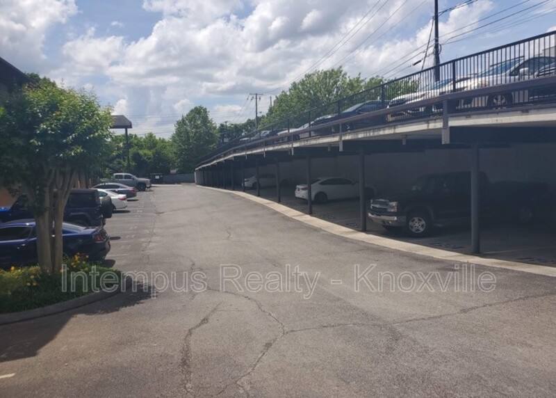 Condo for rent at 2201 Lake Ave #103, Knoxville, TN 37916