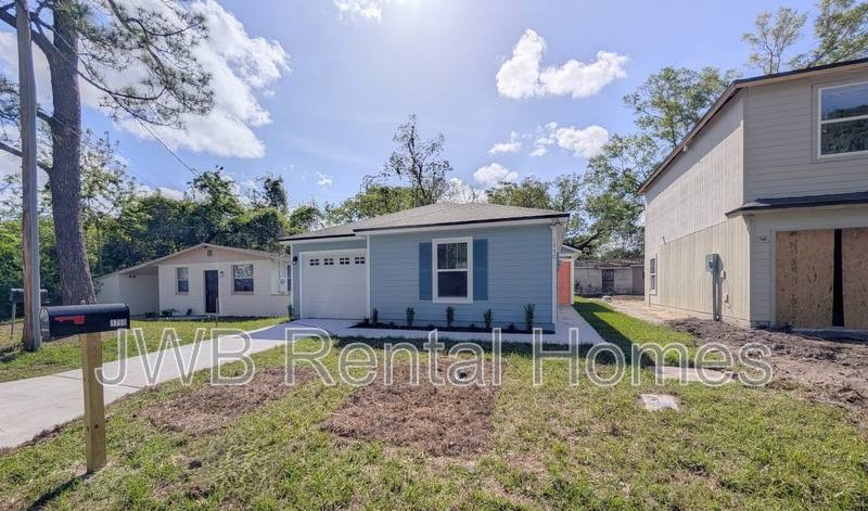 House for rent at 1750 Rutledge Ave, Jacksonville, FL 32208