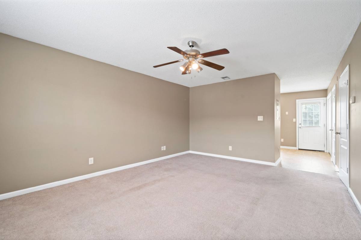 Townhouse for rent at 524 Patriot Park, Clarksville, TN 37042
