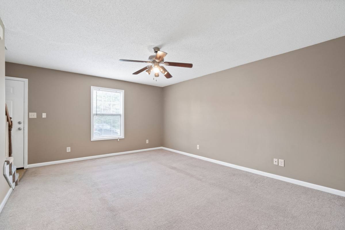 Townhouse for rent at 524 Patriot Park, Clarksville, TN 37042