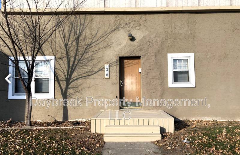 Apartment for rent at 1318 1st Ave N #5, Moorhead, MN 56560