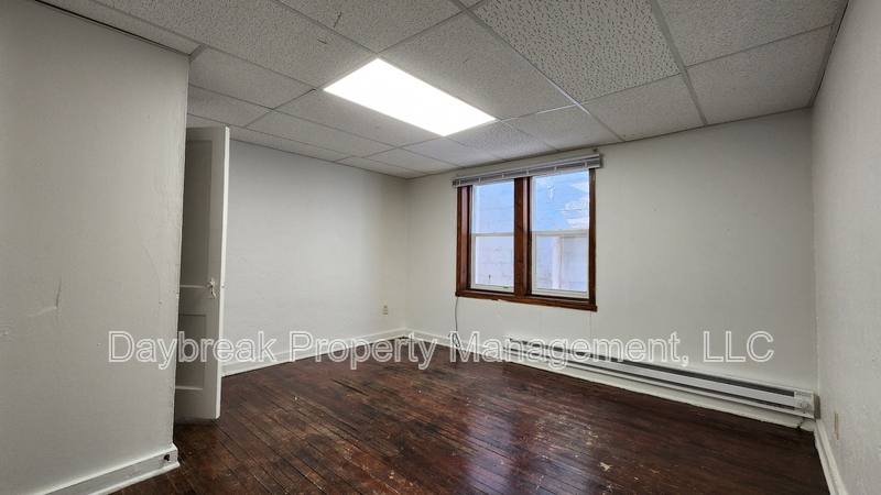 Apartment for rent at 1318 1st Ave N #5, Moorhead, MN 56560
