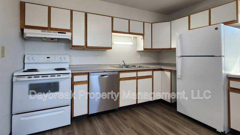 Apartment for rent at 2913 8th St N #5, Fargo, ND 58102