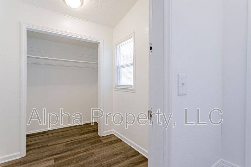 House for rent at 206 E Arlington Ave, Greer, SC 29651