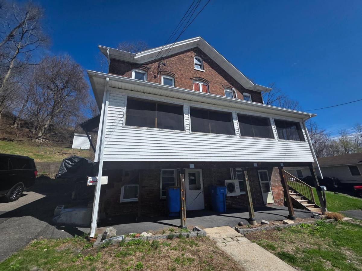 Apartment for rent at 30-32 Willow St, Kingston, NY 12401