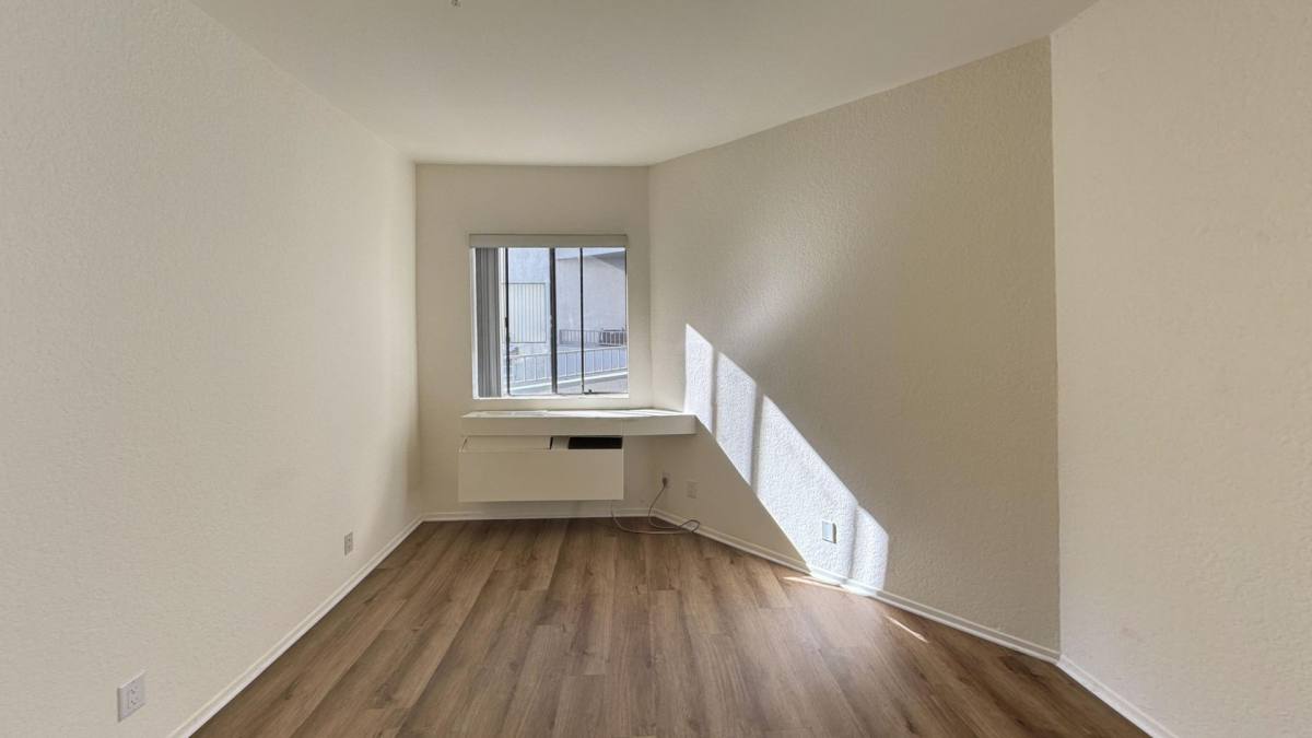 Apartment for rent at 3848 Overland Ave #316, Culver City, CA 90232