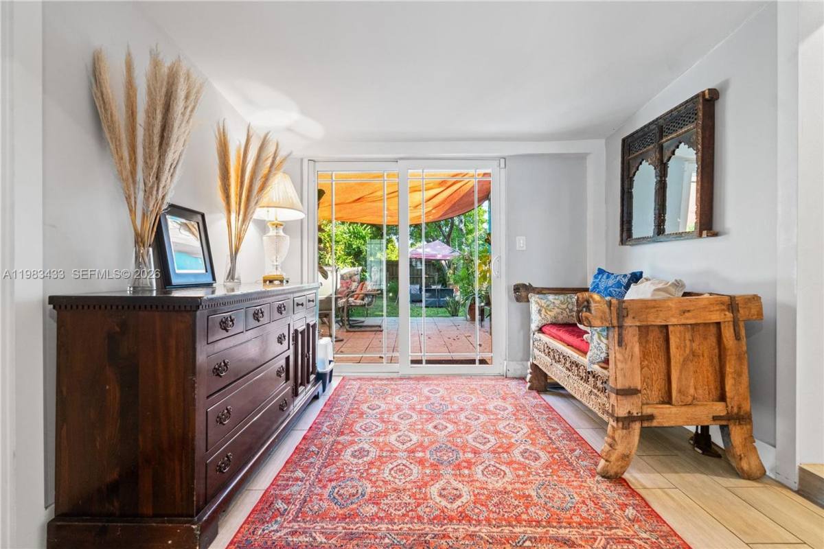 House for rent at 2447 Wilson St, Hollywood, FL 33020