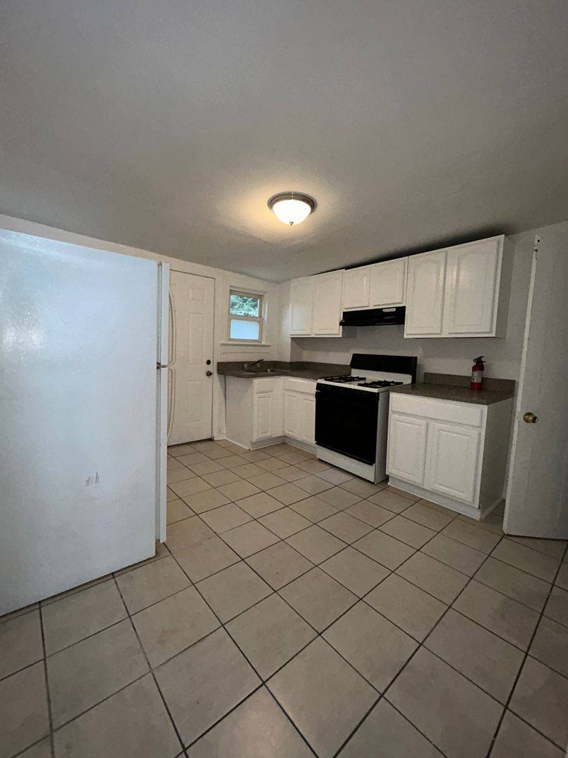 House for rent at 225 Home Ave, Trenton, NJ 08611