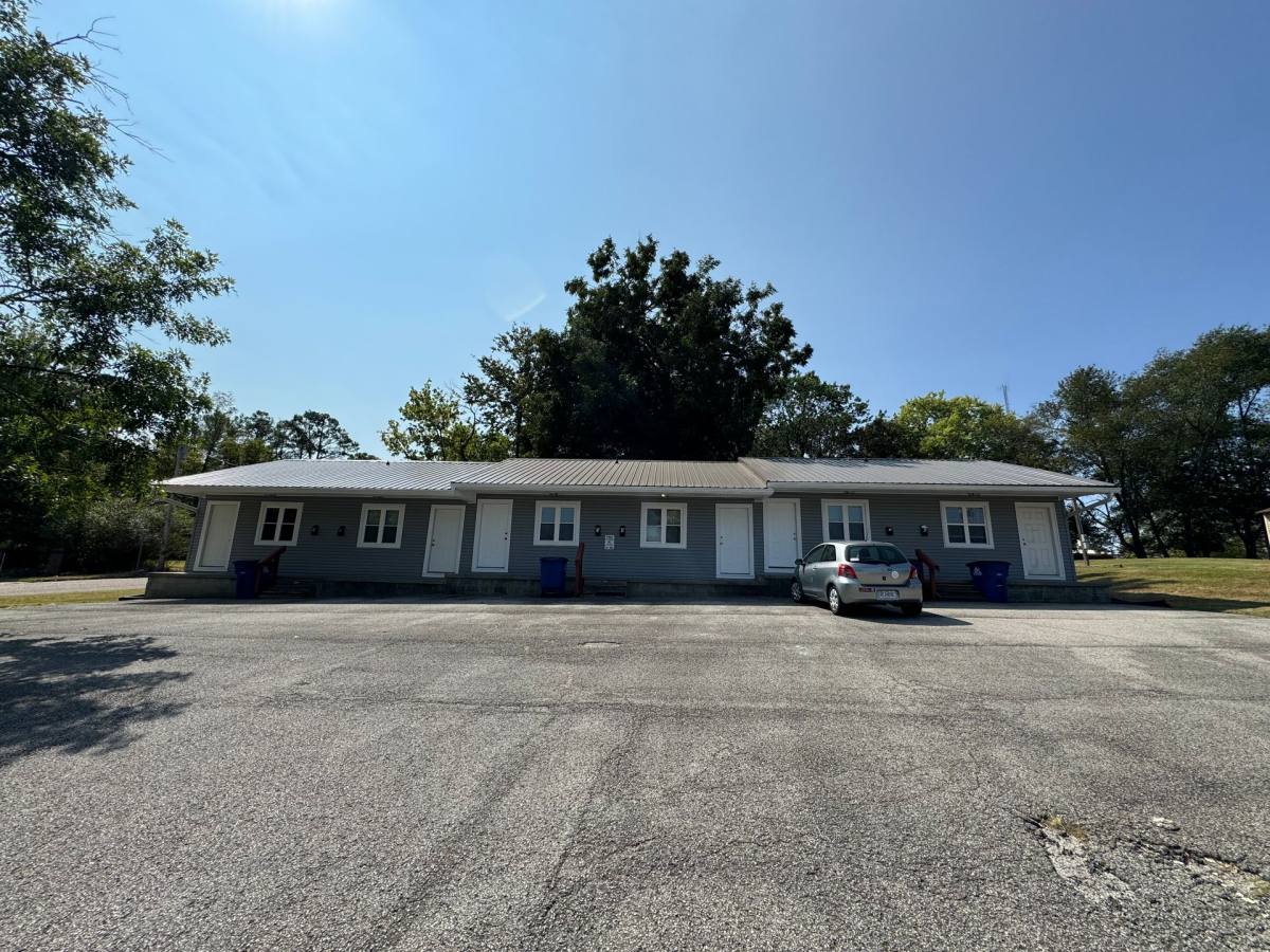 Apartment for rent at 102 St Charles, Martin, TN 38237