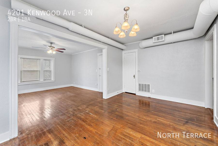 Apartment for rent at 4201 Kenwood Ave, Kansas City, MO 64110
