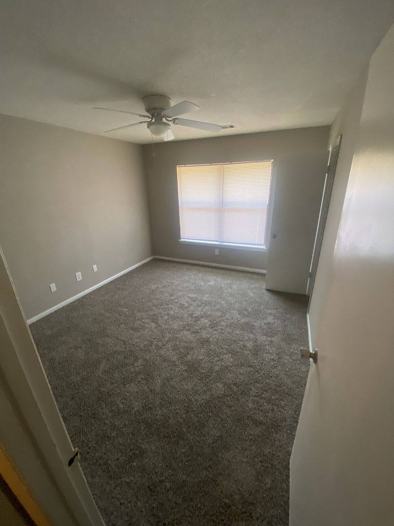 Apartment for rent at 939 S Main St, Hinesville, GA 31313