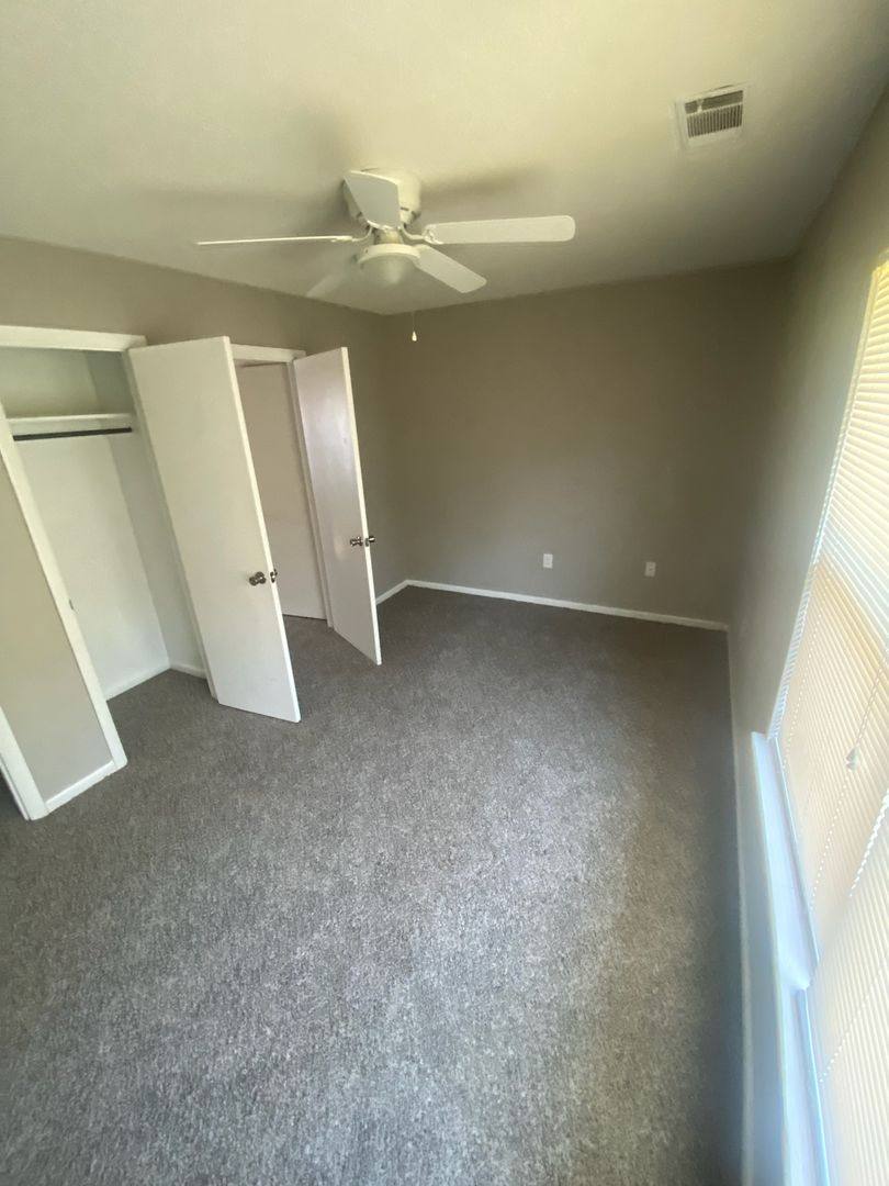 Apartment for rent at 939 S Main St, Hinesville, GA 31313