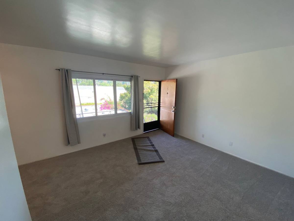 Apartment for rent at 3626 Monon St, Los Angeles, CA 90027