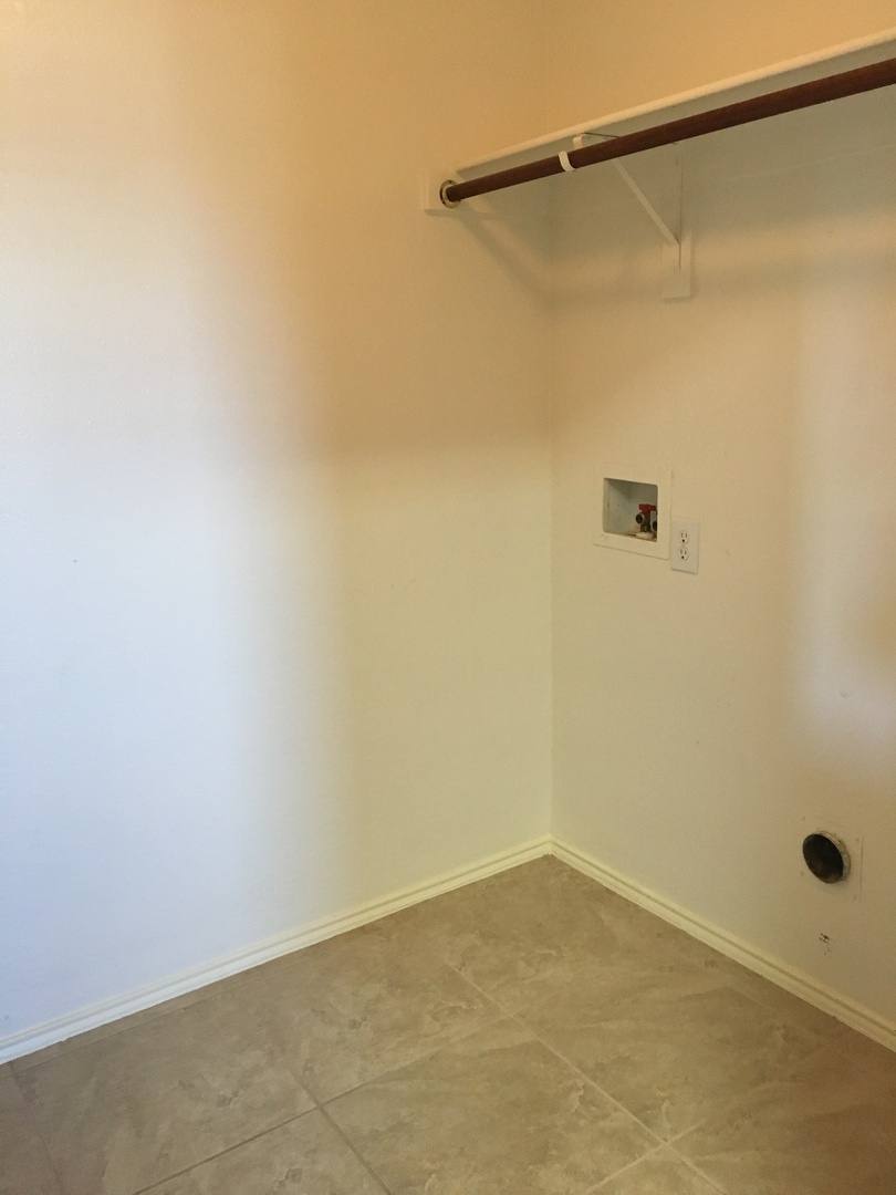 House for rent at 11405 Gloriosa Dr, Keller, TX 76244