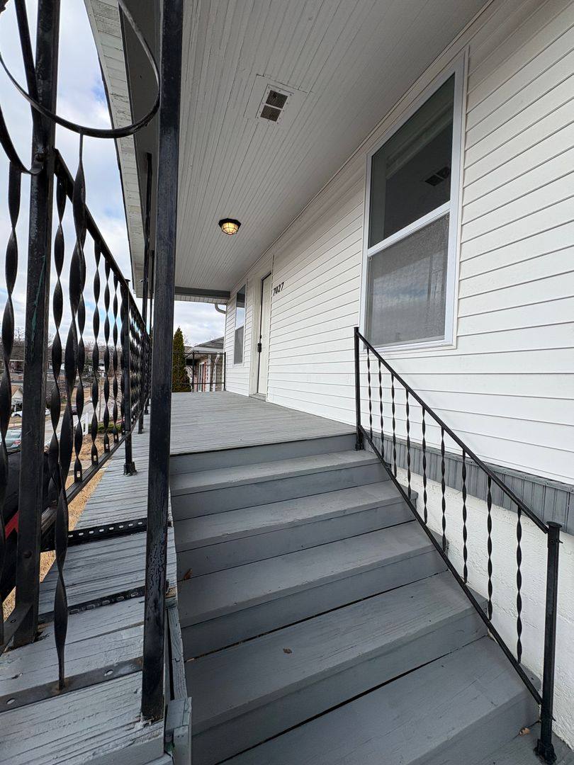 House for rent at 7027 Plateau Ave, Saint Louis, MO 63117