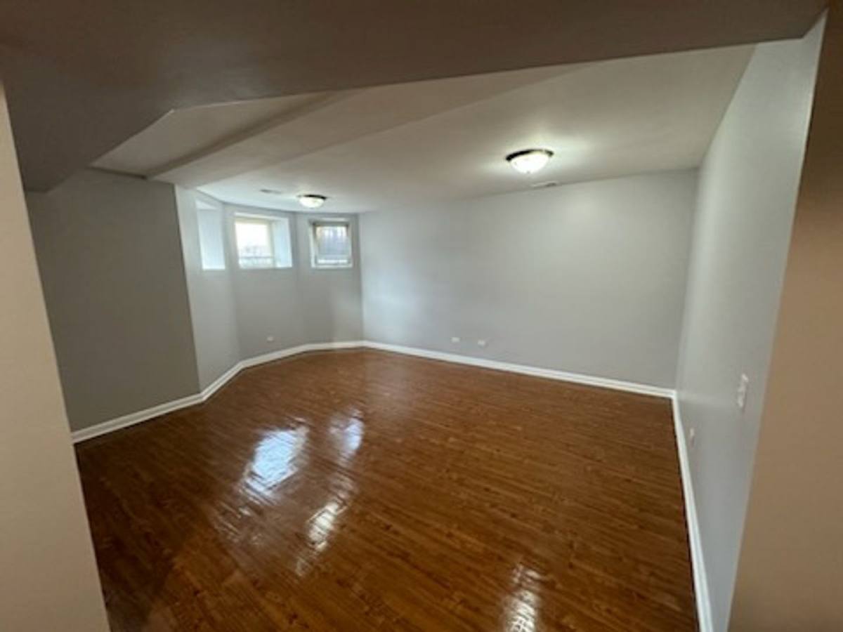 Apartment for rent at 6443-59 S Yale Ave, Chicago, IL 60621