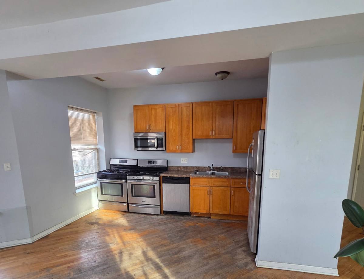 Apartment for rent at 6443-59 S Yale Ave, Chicago, IL 60621