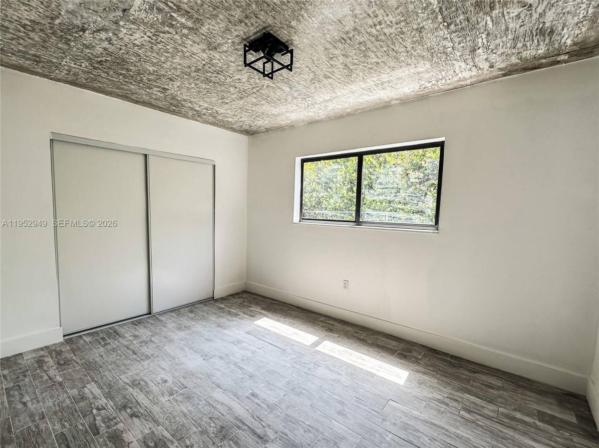Apartment for rent at 190 NW 69th St #190-3, Miami, FL 33150